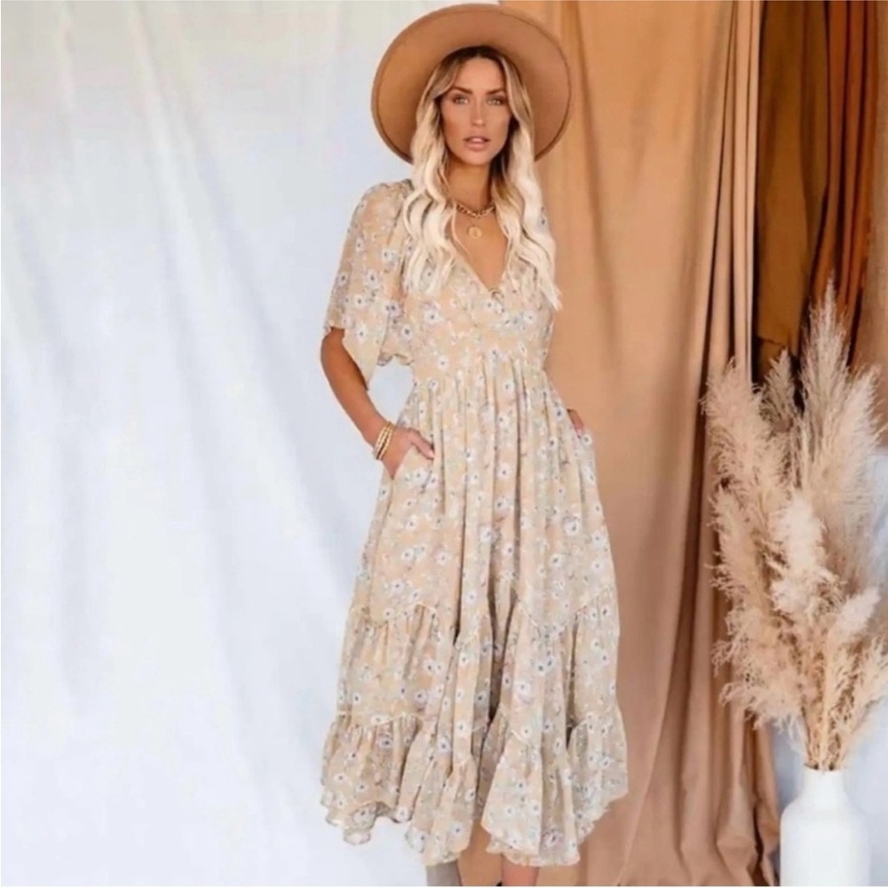 Storia Floral Midi Dress